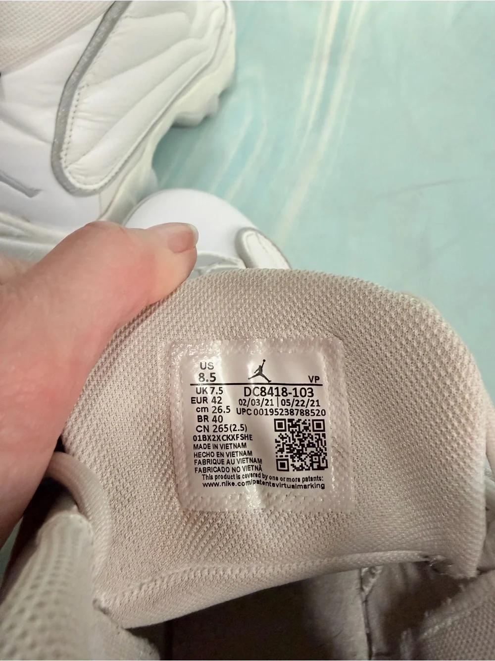Jordan Pro Strong white and silver 8.5